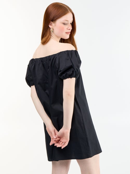 Vestido curto de manga curta com decote bardot - Kiabi