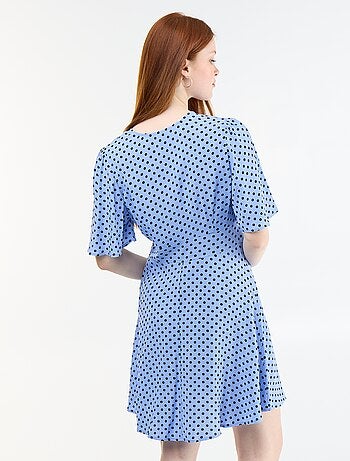 Vestido curto de manga curta com padrão de bolinhas