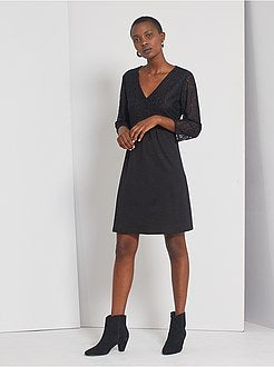 Vestido curto de renda - Kiabi