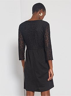 Vestido curto de renda - Kiabi