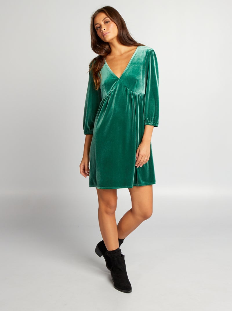 Vestido curto de veludo Verde - Kiabi
