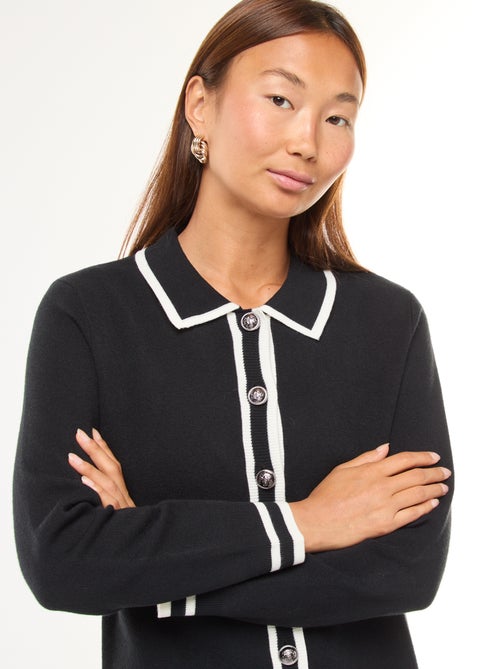 Vestido curto em malha com abertura abotoada - Kiabi