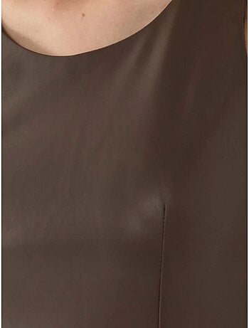 Vestido curto em pele sintética hiccup