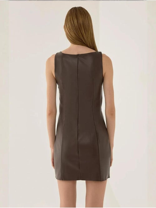 Vestido curto em pele sintética hiccup - Kiabi Vestido curto em pele sintética hiccup - Kiabi