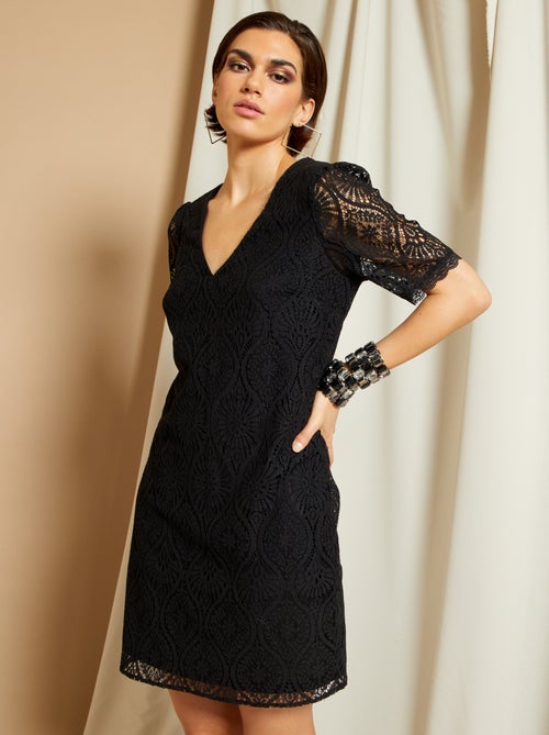 Vestido curto em renda - Kiabi