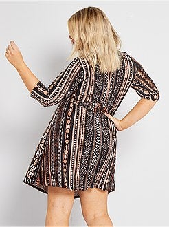 Vestido curto estampado - Kiabi