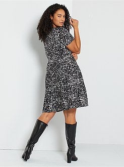 Vestido curto estampado - Kiabi