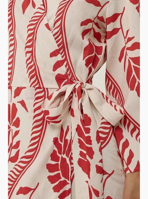 Vestido curto floral com decote em v hiccup - Kiabi Vestido curto floral com decote em v hiccup - Kiabi