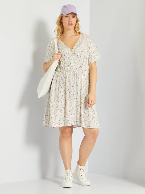 Vestido curto florido - Kiabi