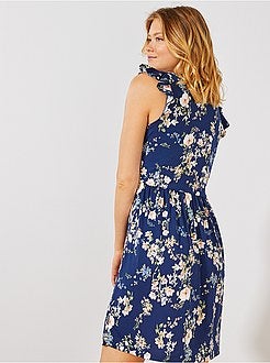 Vestido curto florido decote cruzado - Kiabi