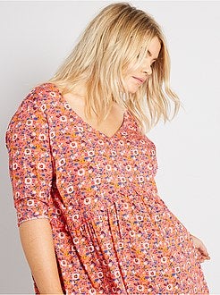 Vestido curto florido - Kiabi