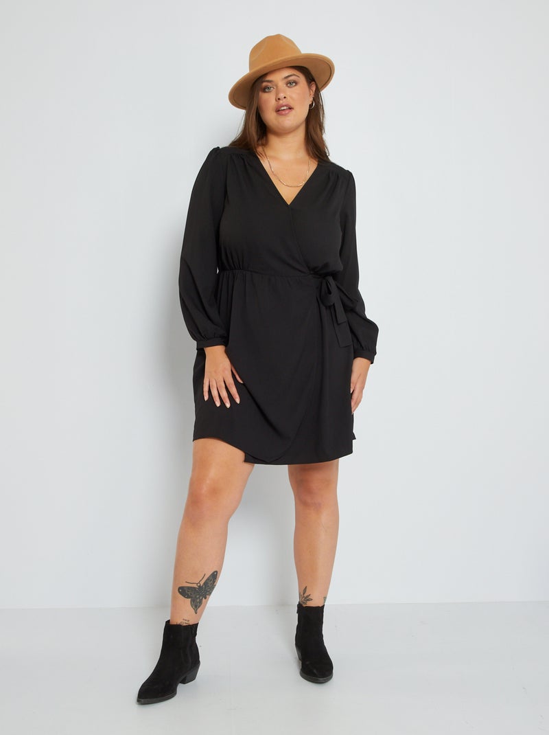 Vestido curto fluido com decote em V Preto - Kiabi