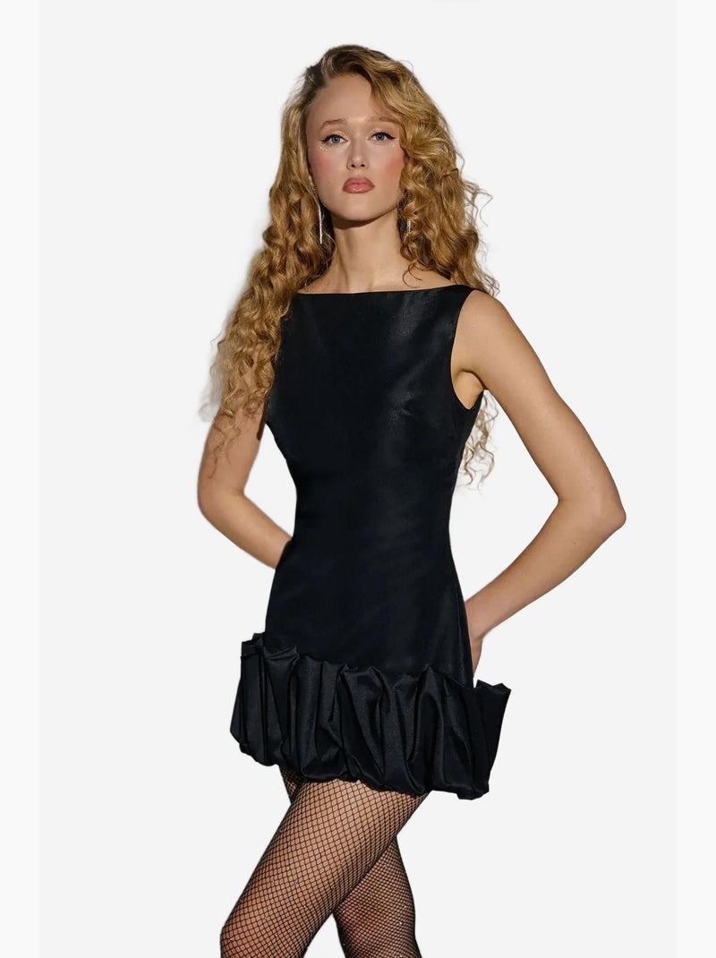 Vestido curto justo com costas abertas e detalhe de bainha com balão hiccup Preto - Kiabi