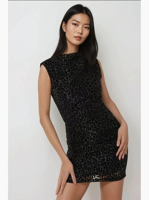 Vestido curto justo com estampado de leopardo hiccup - Kiabi Vestido curto justo com estampado de leopardo hiccup - Kiabi