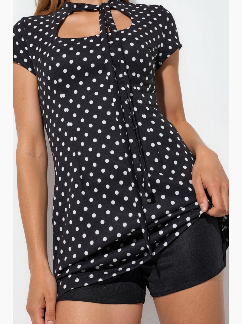 Vestido curto justo com gola alta e estampado de bolinhas. Hiccup Preto - Kiabi