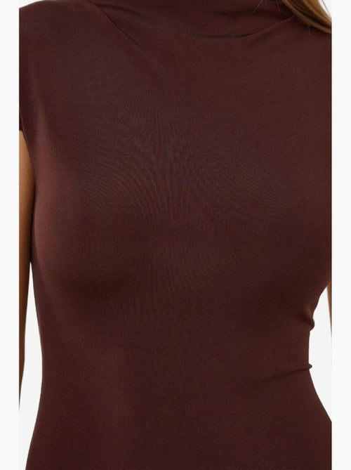 Vestido curto justo com gola redonda hiccup - Kiabi Vestido curto justo com gola redonda hiccup - Kiabi