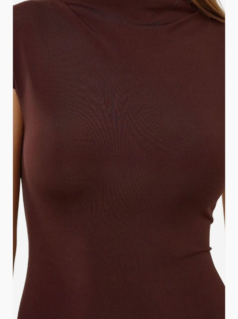 Vestido curto justo com gola redonda hiccup Castanho - Kiabi