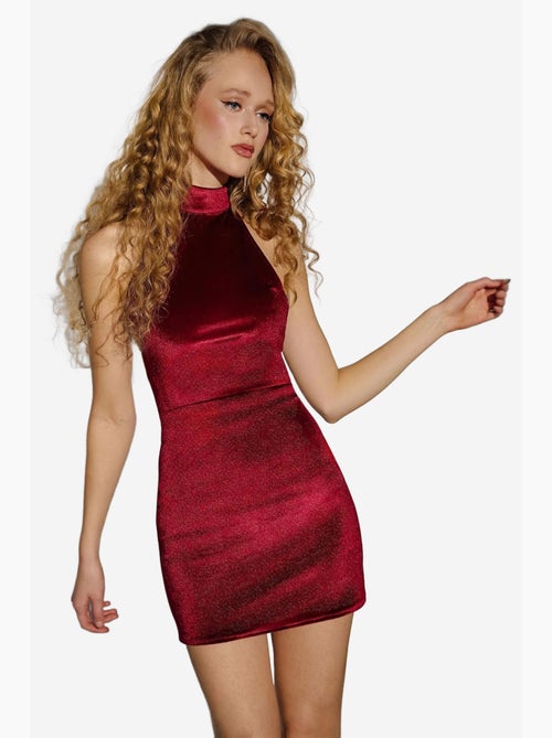 Vestido curto justo em veludo com gola halter hiccup - Kiabi Vestido curto justo em veludo com gola halter hiccup - Kiabi