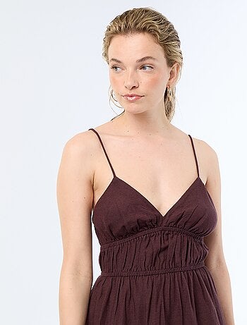 Vestido curto liso com alças finas