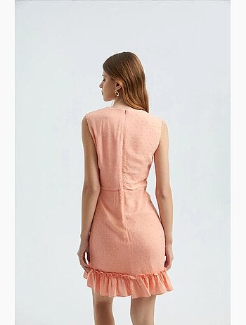 Vestido curto sem mangas com decote redondo e cordão e folhos hiccup