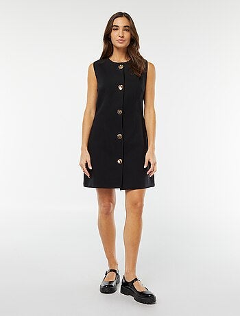 Vestido curto sem mangas