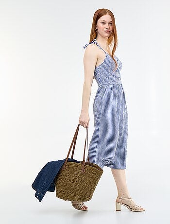 Vestido curto smockado liso