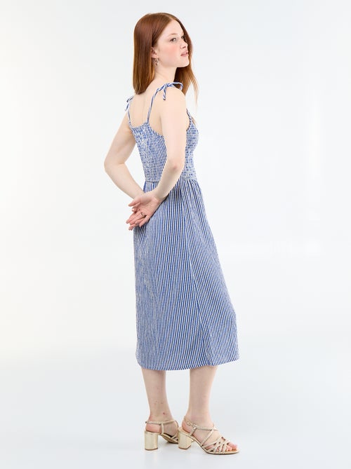 Vestido curto smockado liso - Kiabi