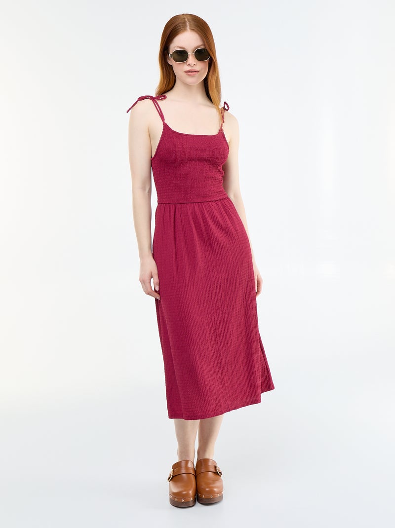 Vestido curto smockado liso Vermelho - Kiabi