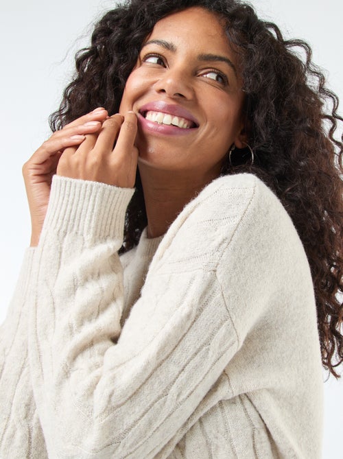 Vestido curto tipo suéter em malha torcida - Kiabi