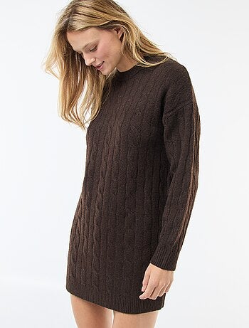 Vestido curto tipo suéter em malha torcida