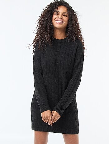 Vestido curto tipo sweater em malha torcida