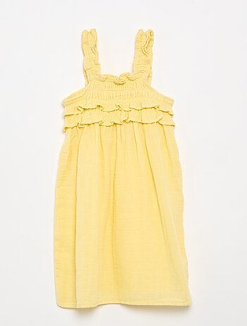 Vestido de alças com smock e folhos