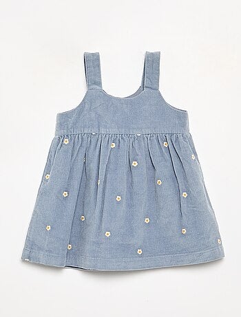 Vestido de alças em veludo cotelê