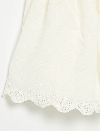 Vestido de alças finas não ajustáveis com bordados