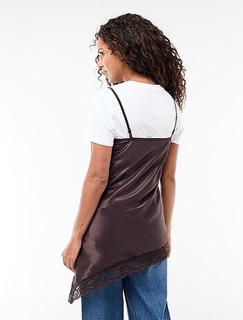 Vestido de cetim com renda