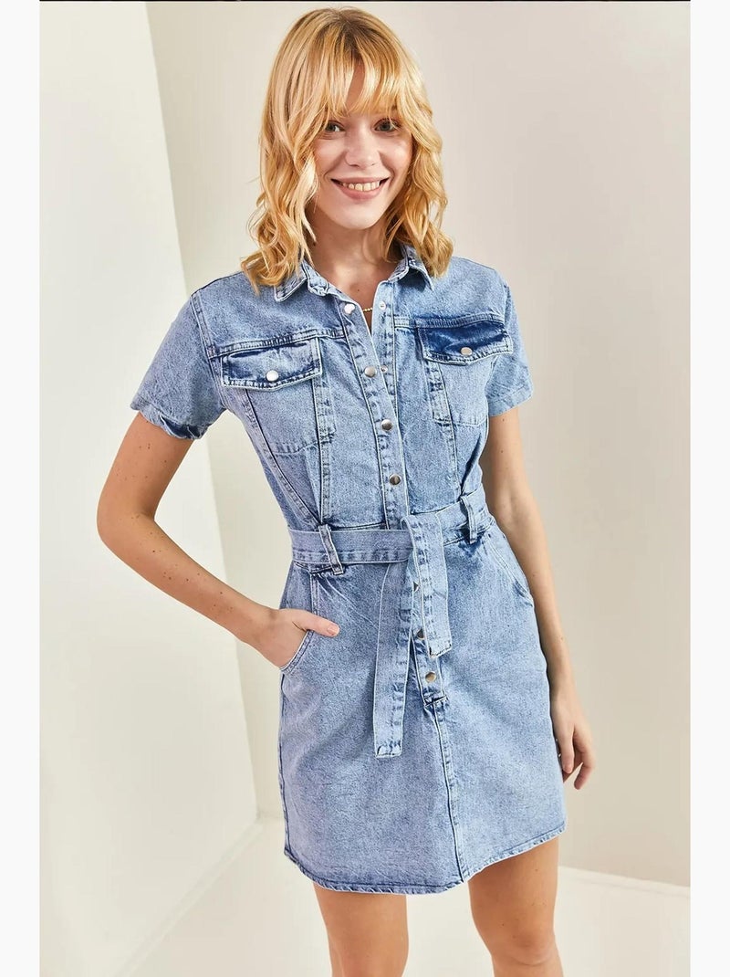 Vestido de ganga com cinto e botões de pressão lucci Azul claro - Kiabi