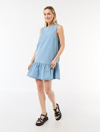 Vestido de ganga sem mangas com folho