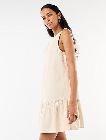 Vestido de ganga sem mangas com folho