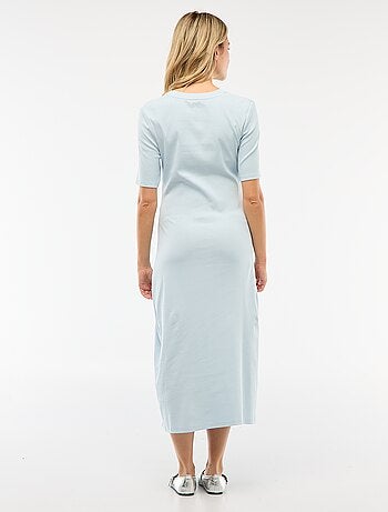 Vestido de grávida com torcido frontal