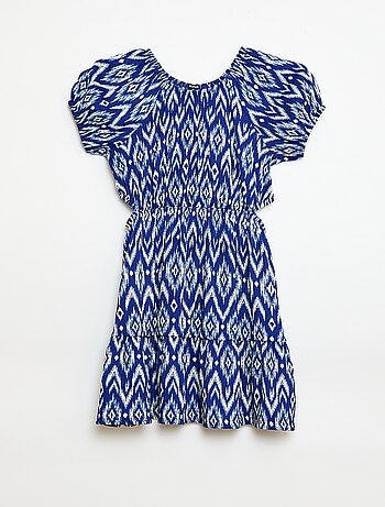 Vestido de malha com detalhes vazados nas laterais