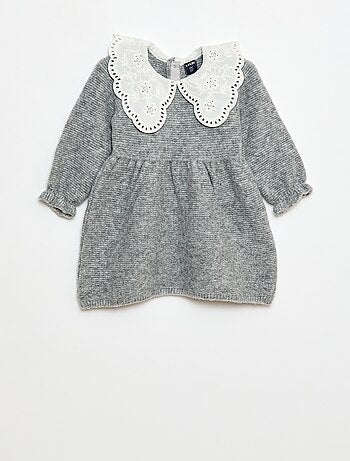 Vestido de malha com gola Peter Pan