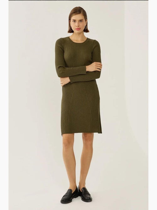 Vestido de malha com gola redonda hiccup - Kiabi Vestido de malha com gola redonda hiccup - Kiabi