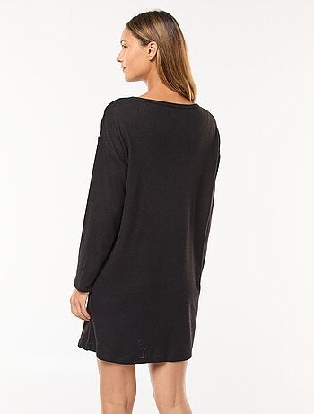 Vestido de malha macia com mangas compridas