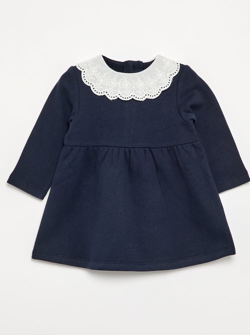 Vestido de manga comprida em moletão com gola bordada - Kiabi Vestido de manga comprida em moletão com gola bordada - Kiabi
