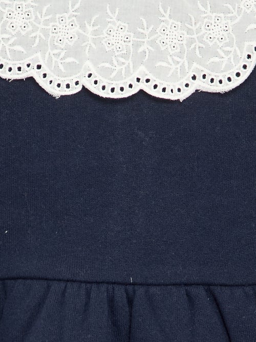 Vestido de manga comprida em moletão com gola bordada - Kiabi Vestido de manga comprida em moletão com gola bordada - Kiabi
