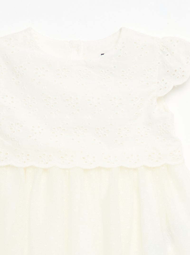 Vestido de manga curta com bordado inglês e tule Branco - Kiabi
