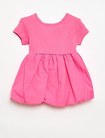 Vestido de manga curta com forma de balão