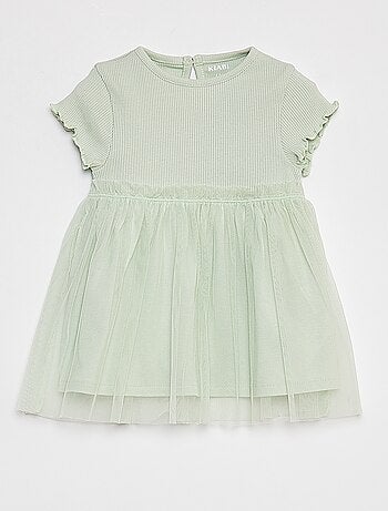 Vestido de manga curta com parte inferior em tule