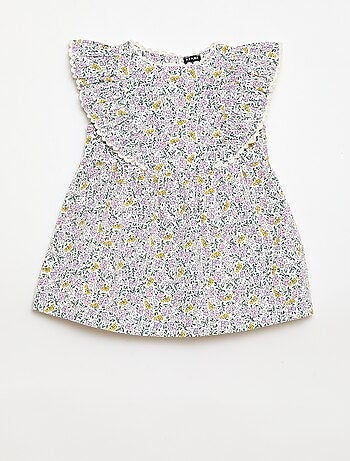 Vestido de mangas curtas com folhos