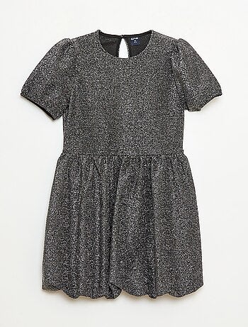 Vestido de manga curta com lantejoulas por todo o lado